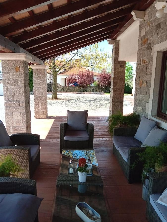 Castle House Rooms, Swimming Pool & Sauna & Tennis Court & Wine Cellar Sežana Extérieur photo